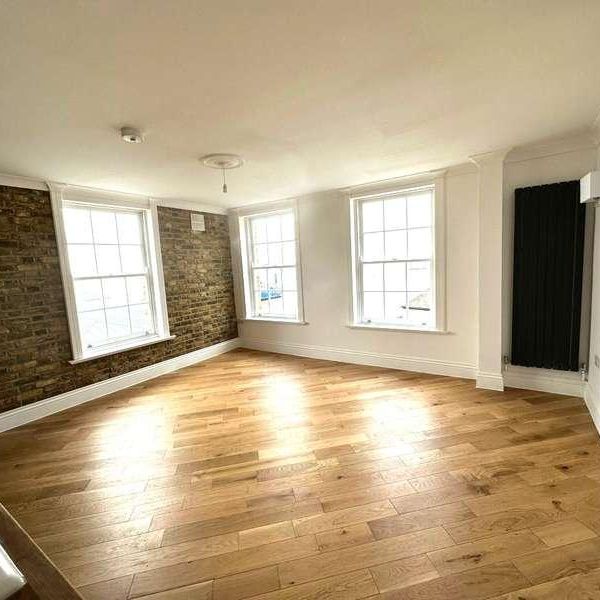 Town Pier, Gravesend, DA11 - Photo 1