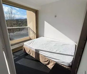Deux pièces meublées avec parking, balcon et piscine - Photo 2