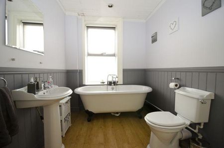 2 bedroom terraced house to rent - Photo 5