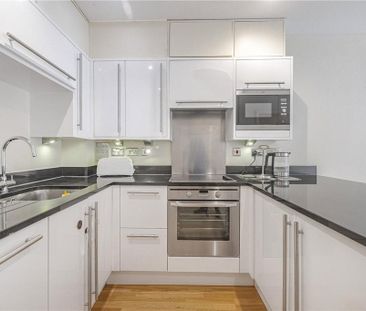 2 bedroom townhouse to rent - Photo 4