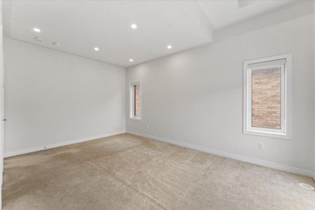 For Lease - 3007 Max Khan Boulevard, Oakville, Ontario - Photo 3