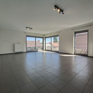 Appartement te huur in Pecq voor € 790 met 2 slaapkamers - Photo 2