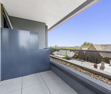 402/1A Finch Street, - Photo 5