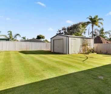 STYLISH & CONVENIENT 3X1 FAMILY HOME - Photo 1