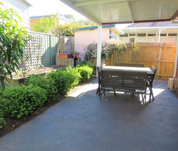 6A Haymet Street, Kirrawee NSW 2232 - House For Rent | Domain - Photo 5