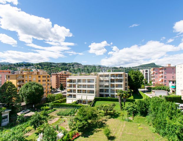 COMFORTABLE TWO-ROOM APARTMENT RENOVATED IN PREGASSONA - Photo 1