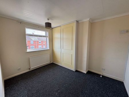 3 bed house to rent in - Photo 4