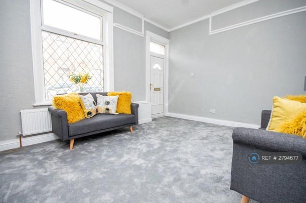 3 bedroom terraced house to rent - Photo 1