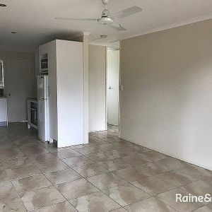 Airconditioned Unit in Dysart - Photo 2