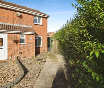 Lapwing Close, Swindon, Swindon, SN3 - Photo 1