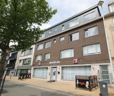 Gerenoveerd appartement met 1 slaapkamer op het Groenplein - Photo 6