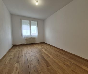 Location Appartement 5 pièces 104m² CALAIS 62100 - Photo 5