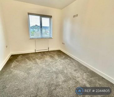 2 bedroom semi-detached house to rent - Photo 2