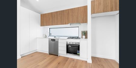 Modern Living in Prime Yarraville Location - Photo 3