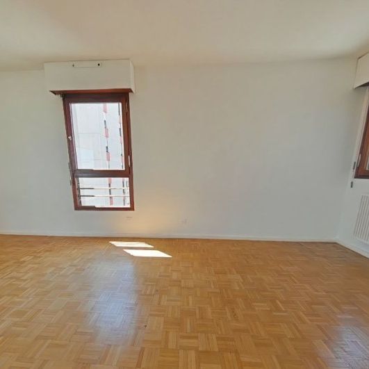 APPARTEMENT T4 A LOUER - Photo 1