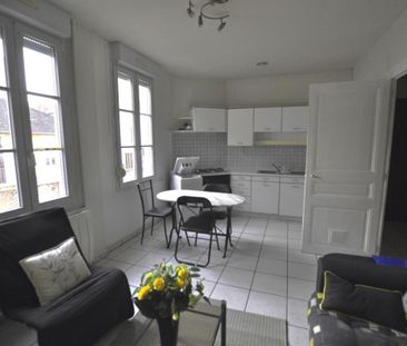 F2 MEUBLE CENTRE VILLE - Photo 2
