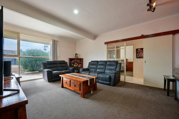 Welcome Home - Family Living - Photo 1