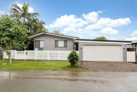 Modern Gem in Caboolture! - Photo 5