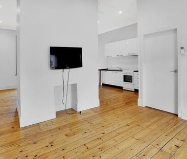 Charming 1-Bedroom Apartment in Launceston - Photo 5