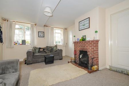 3 bedroom cottage to rent - Photo 2