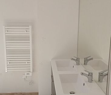 Location Appartement 4 pièces 138m² - Photo 6