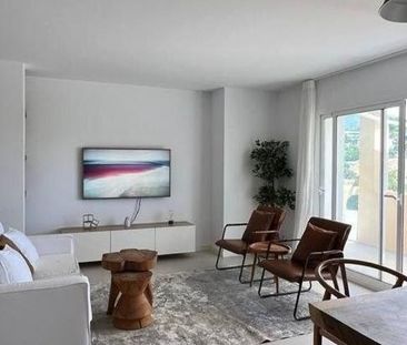 4 bedroom luxury penthouse for rent in Benahavís, Spain - Photo 3