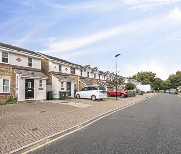 Semi-Detached House To Let - Photo 5