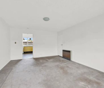 “WALK TO THE BEACH & FRANKSTON CENTRAL” - Photo 4