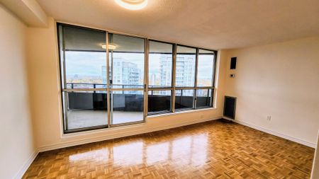 For Lease - 21 Vaughan Road Unit# 2107, Toronto, Ontario - Photo 3