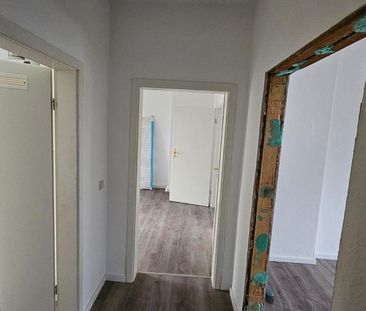 geräumige 2-Raumwohnung mit Balkon in Köthen - Foto 1