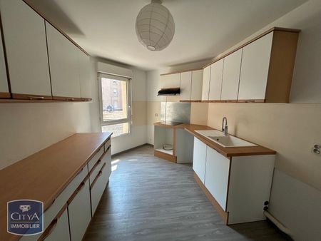 Location Appartement 4 pièces 112m² CHATEAUROUX 36000 - Photo 5
