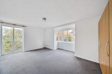 Studio to rent - Photo 3