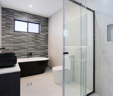 Brand New Designer Home for Lease in Riverstone - Luxury Living at ... - Photo 5