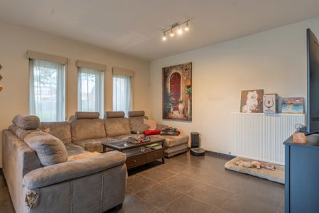 Gelijkvloers app met 2 slpk en autostaanplaats te Turnhout. - Photo 3