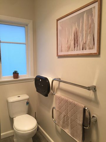 Large family home with a cosy feel - Photo 2