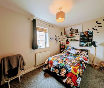 2 bedroom terraced house to rent - Photo 2