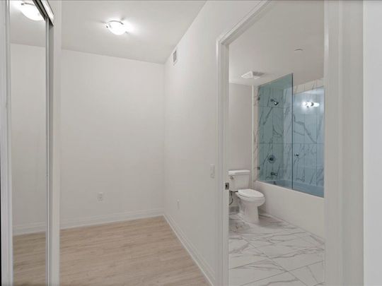 For Lease - 509 Dundas Street Unit# 224, Oakville, Ontario - Photo 1