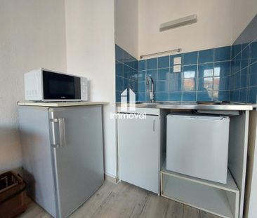 KRUTENAU - STUDIO MEUBLE AVEC BALCON - 18.48m² - Photo 4