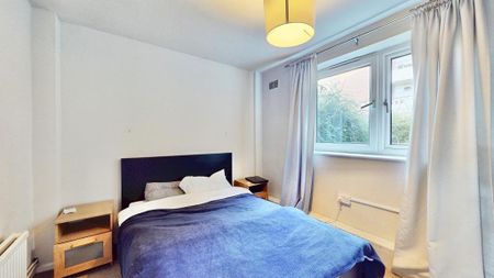 5 bedroom terraced house to rent - Photo 4