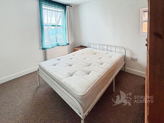 Staines Road, Feltham, TW14 9HF - Photo 1