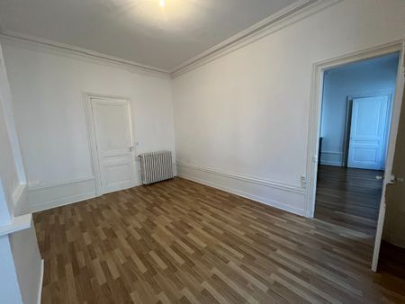 APPARTEMENT T3 A LOUER - Photo 2