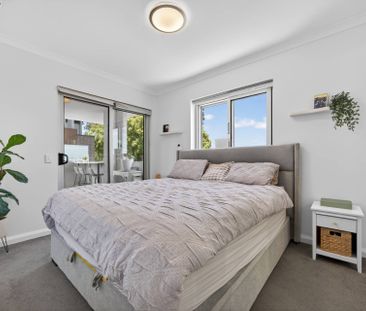 Sleek, Modern & Spacious: Your Next 2-Bedroom Home! - Photo 6