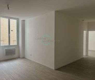 Location Appartement 3 pièces 60m² MARSEILLE 1er - Photo 1