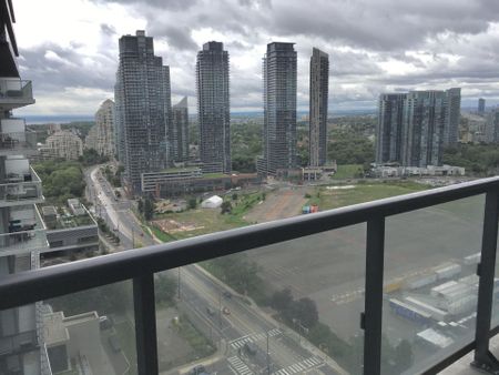 For Lease - 38 Annie Craig Drive Unit# 2607, Toronto, Ontario - Photo 5