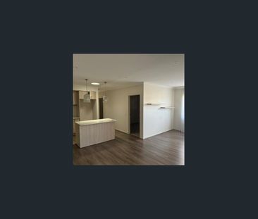 26 Sadie Avenue, Thornhill Park, Vic 3335 - Photo 4