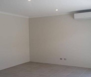 Modern Comfort in a Convenient Ellenbrook Location - Photo 5