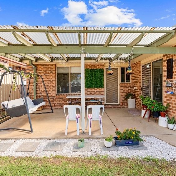104 Dalman Parkway Glenfield Park NSW 2650 - Photo 1
