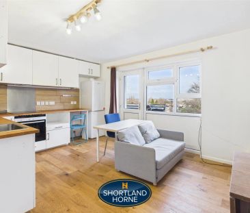 Charter Avenue, Canley, Coventry - Photo 2