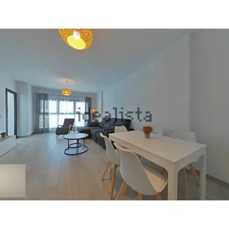 Alquiler de piso en Calle Dámaso Alonso - Photo 1