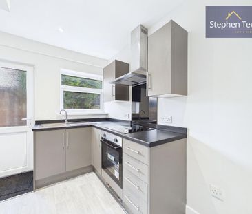 3 bedroom terraced house to rent - Photo 6